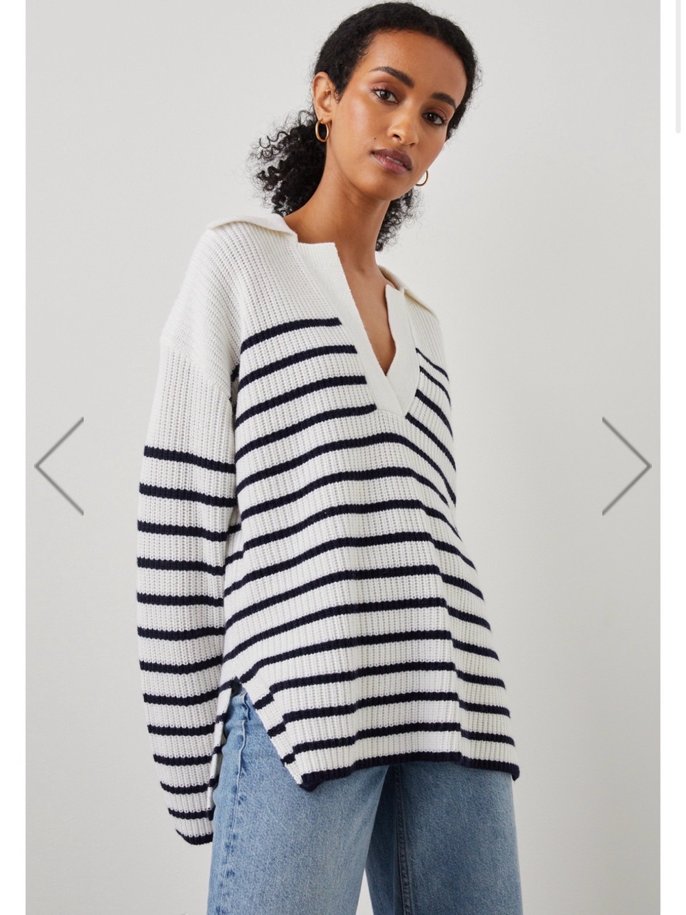 Rails Harris Striped V-Neck Sweater White & Navy stripes XS Like New
